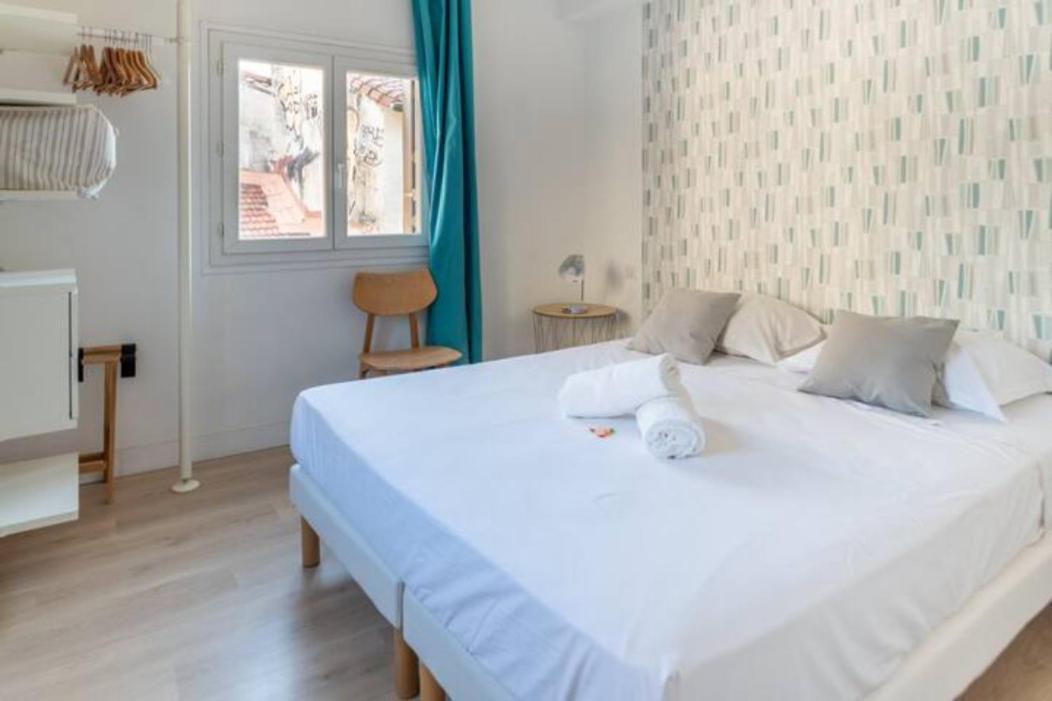 Magnifique Appartement De Charme Avec Vue Sur Le Palais Des Papes A Avignon Wifi Gratuit Dış mekan fotoğraf
