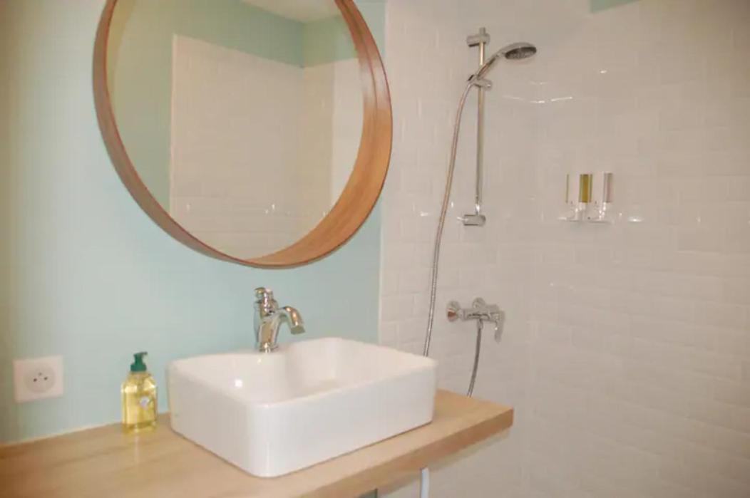 Magnifique Appartement De Charme Avec Vue Sur Le Palais Des Papes A Avignon Wifi Gratuit Dış mekan fotoğraf